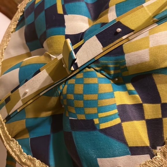 Vintage sewing basket - Picture 8 of 11